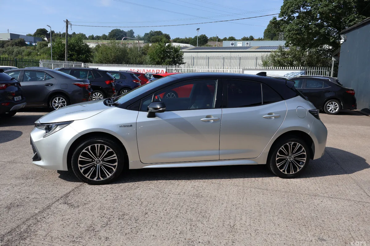Toyota Corolla Hatchback, Petrol Hybrid, 2019, Grey