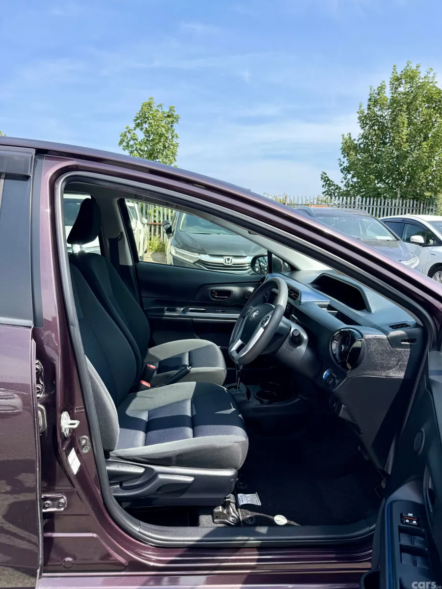 Toyota Aqua Hatchback, Petrol Hybrid, 2015, Brown
