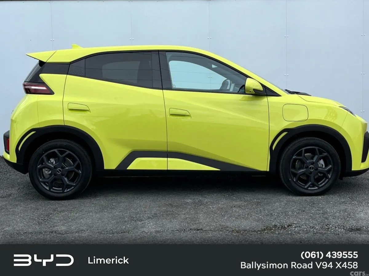 BYD DOLPHIN SURF Hatchback, Electric, 2026, Green