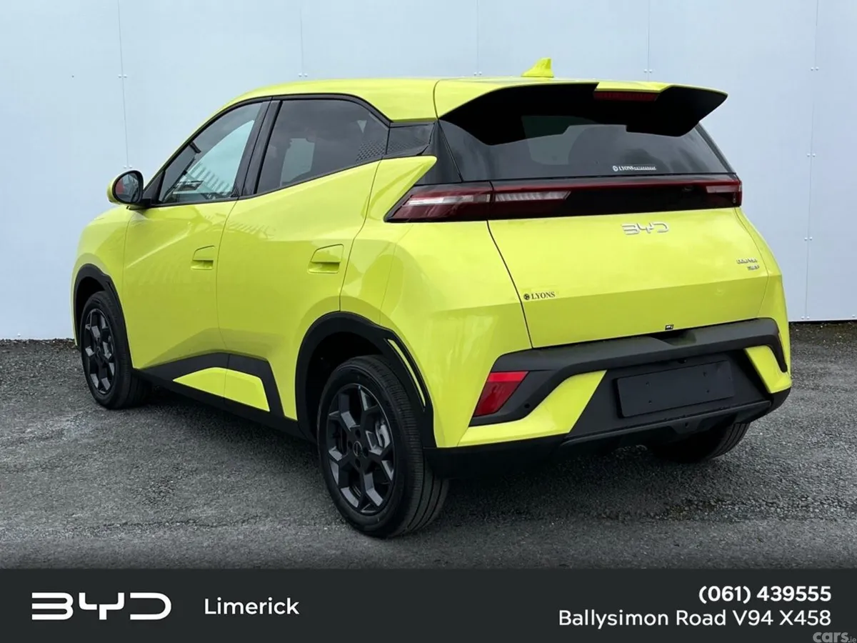 BYD DOLPHIN SURF Hatchback, Electric, 2026, Green