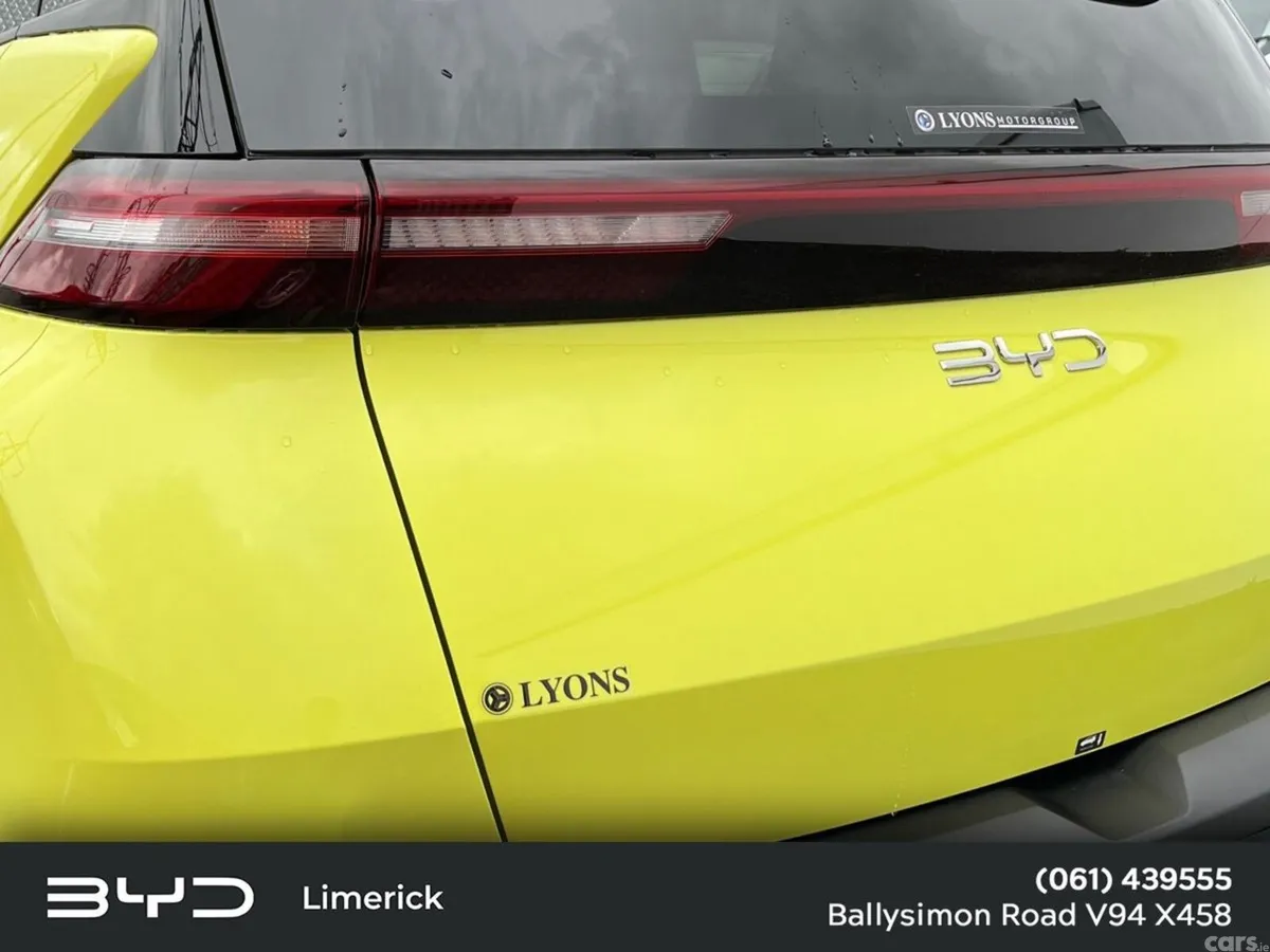 BYD DOLPHIN SURF Hatchback, Electric, 2026, Green