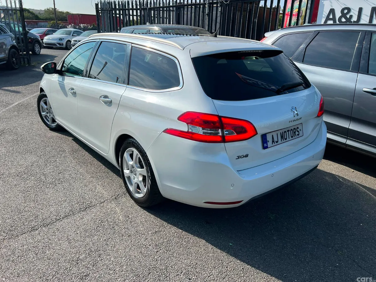 Peugeot 308 Estate, Petrol, 2016, White