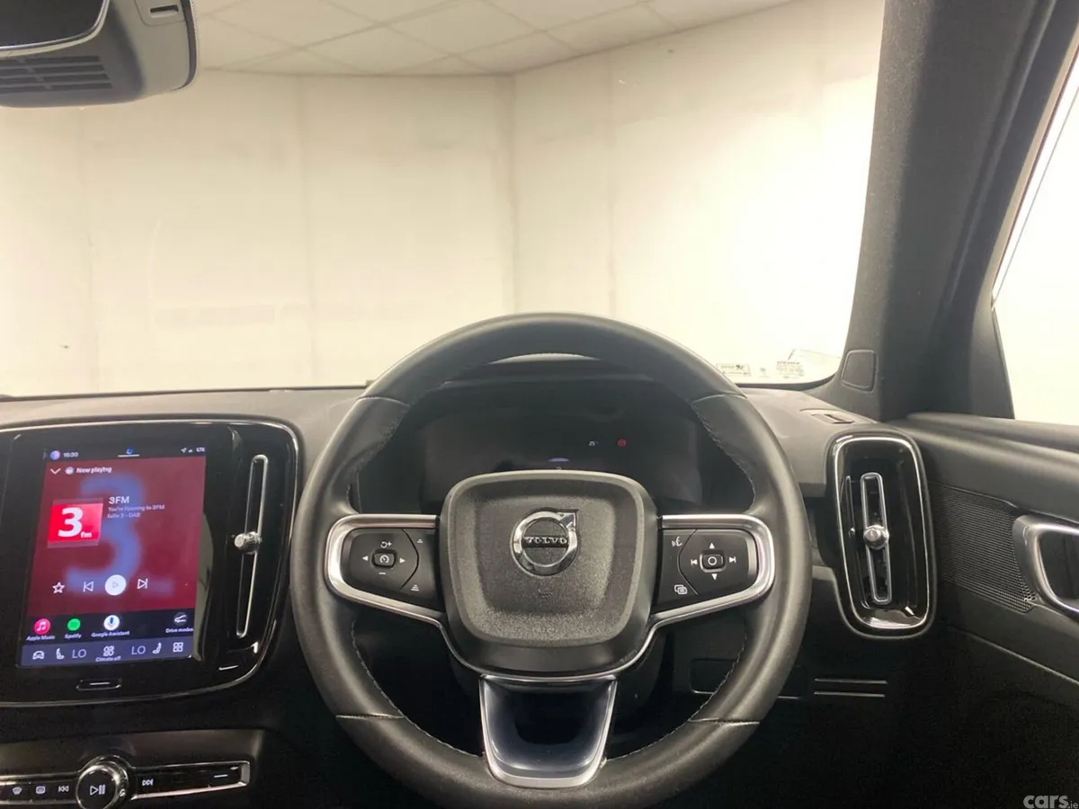 Volvo XC40 Estate, Electric, 2023, Blue