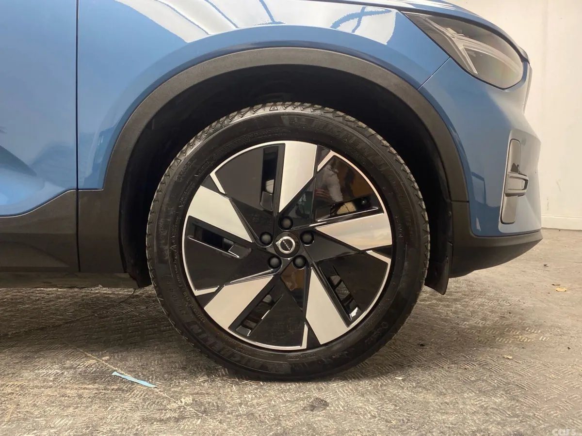 Volvo XC40 Estate, Electric, 2023, Blue