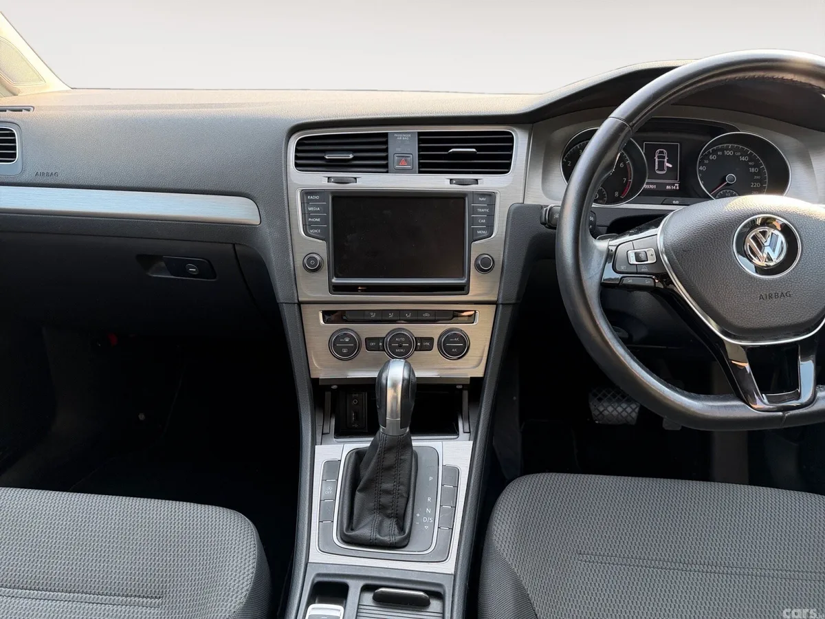 Volkswagen Golf Hatchback, Petrol, 2015, White