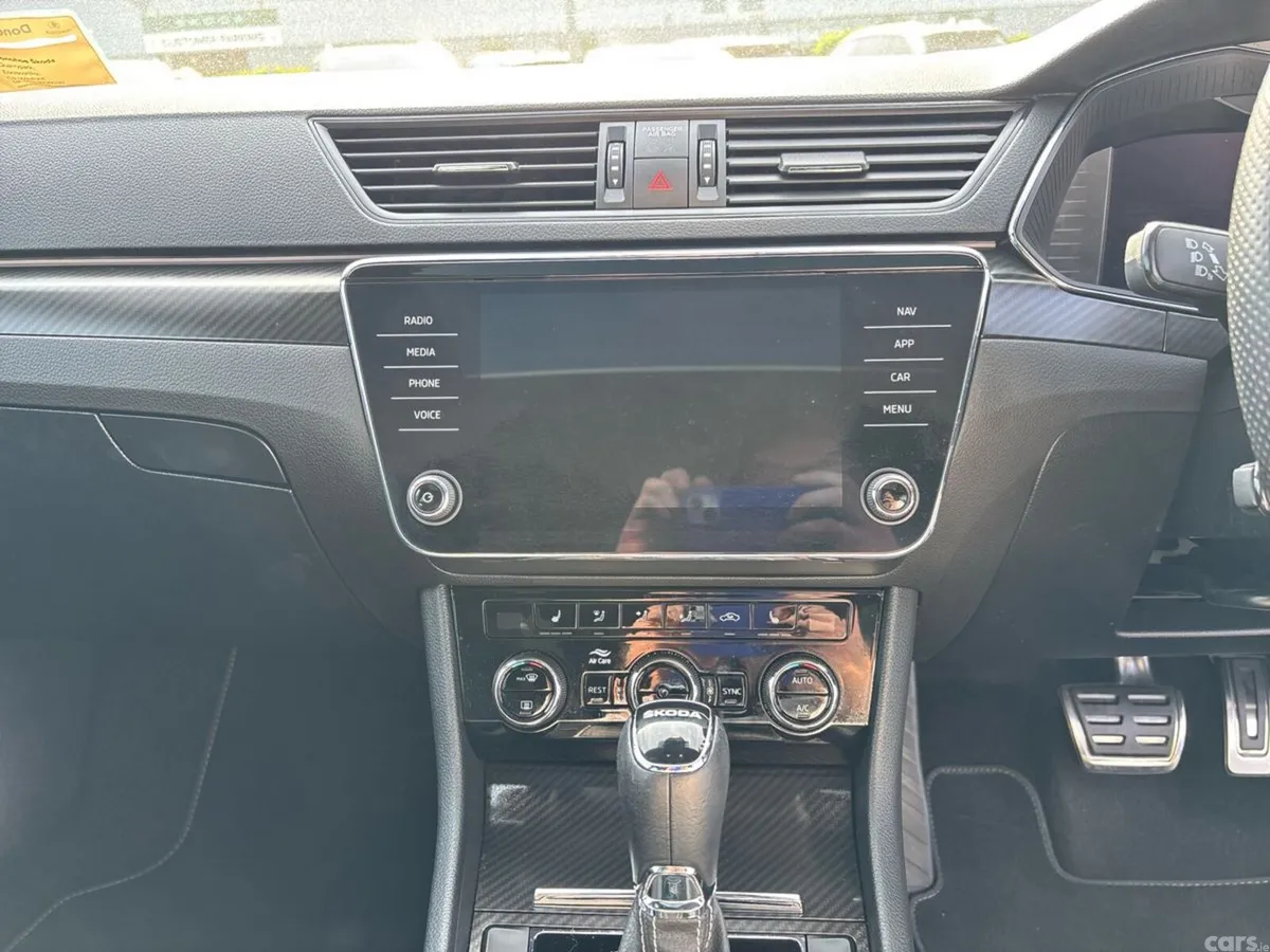 Skoda Superb Saloon, Diesel, 2023, Grey
