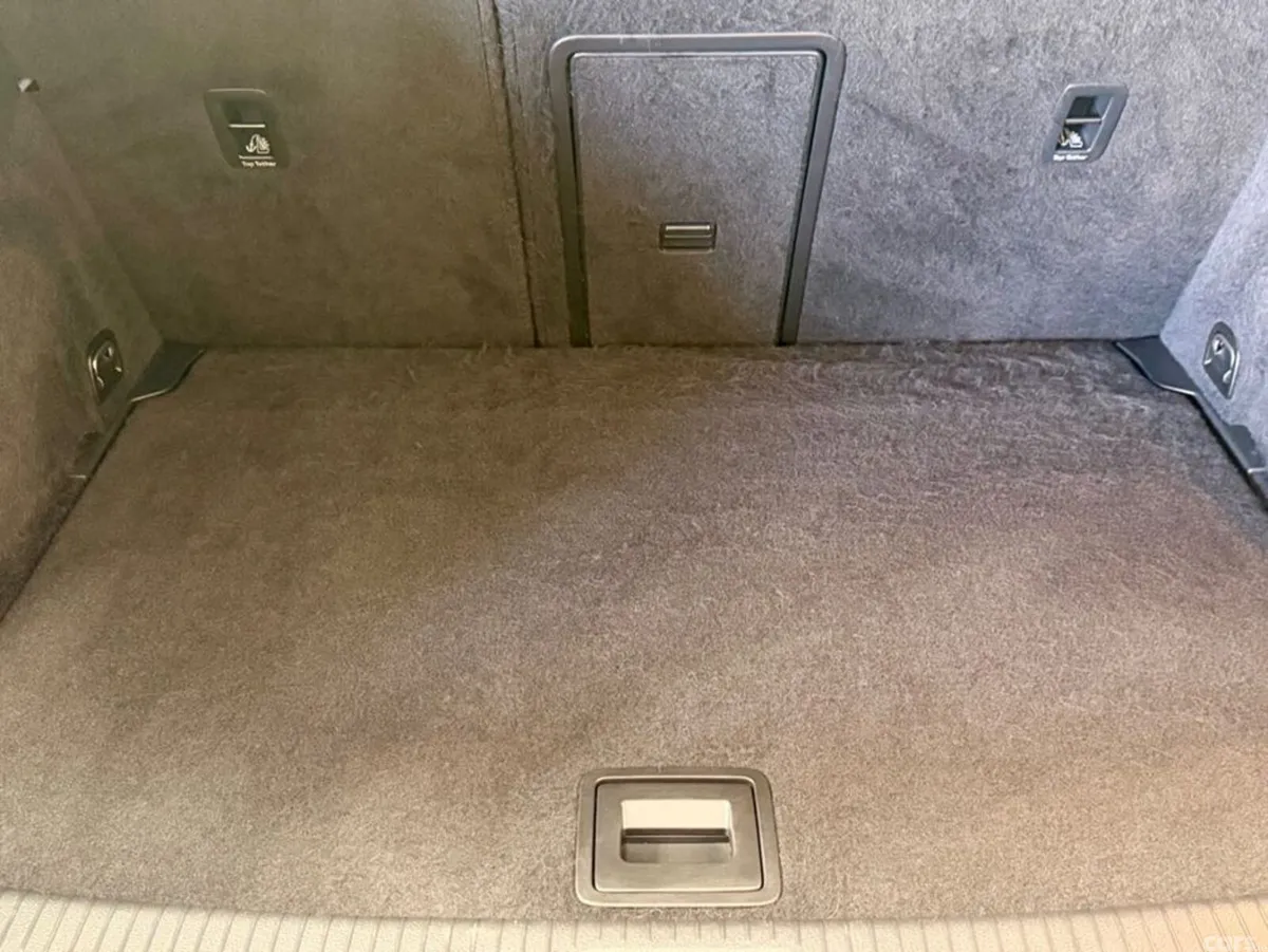 Volkswagen Golf Hatchback, Petrol, 2013, Blue