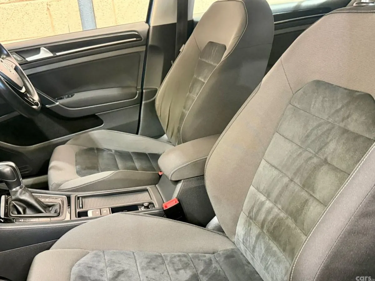 Volkswagen Golf Hatchback, Petrol, 2013, Blue