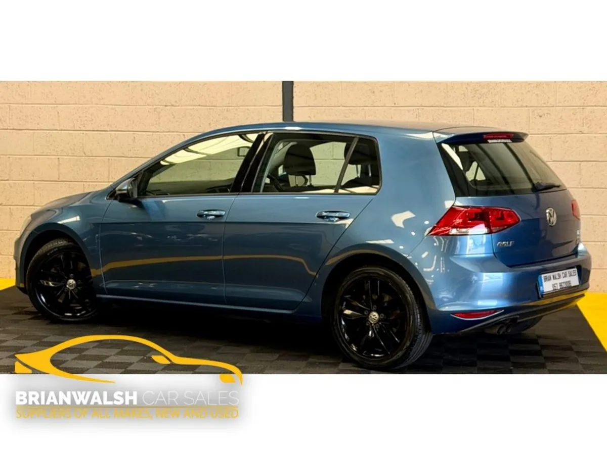 Volkswagen Golf Hatchback, Petrol, 2013, Blue