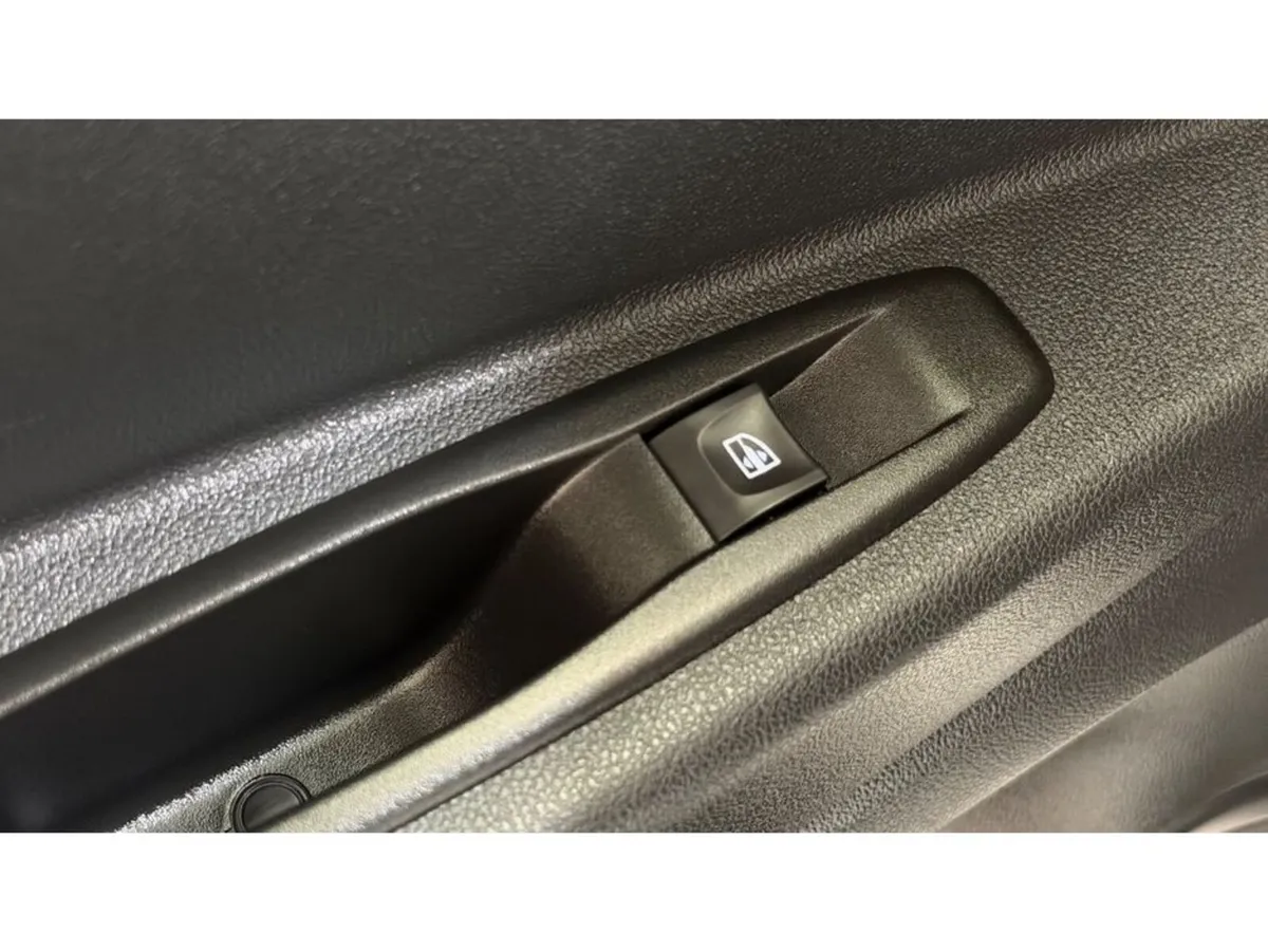 Renault Captur Hatchback, Diesel, 2016, Silver