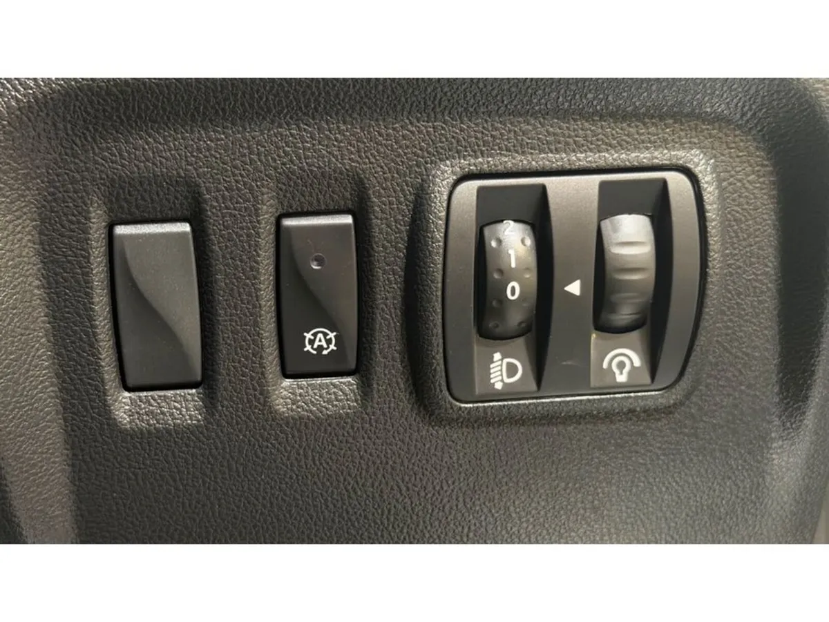 Renault Captur Hatchback, Diesel, 2016, Silver