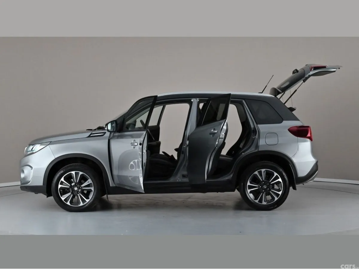 Suzuki Vitara SUV, Petrol Hybrid, 2024, Grey