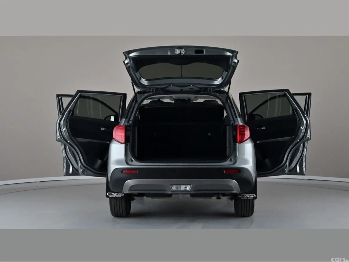 Suzuki Vitara SUV, Petrol Hybrid, 2024, Grey