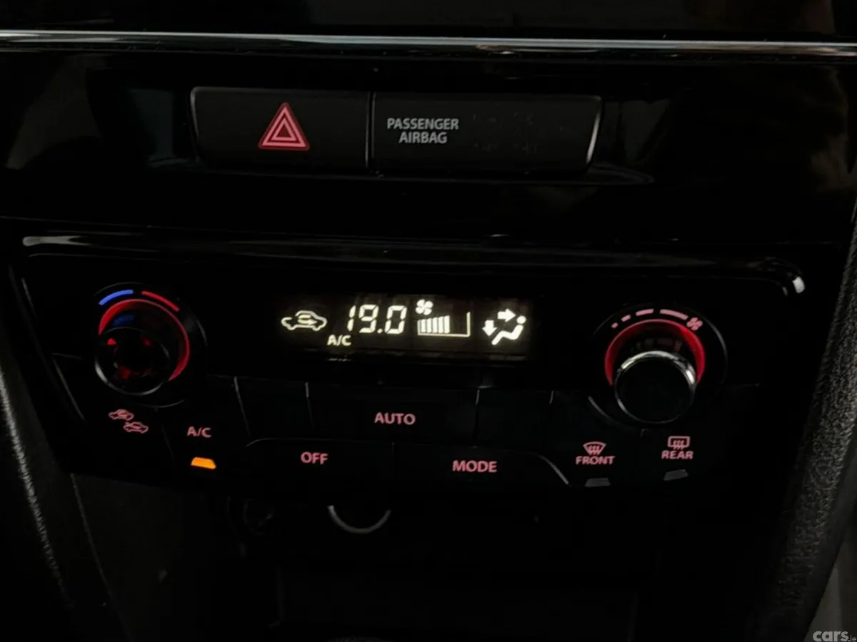 Suzuki Vitara SUV, Petrol Hybrid, 2024, Grey