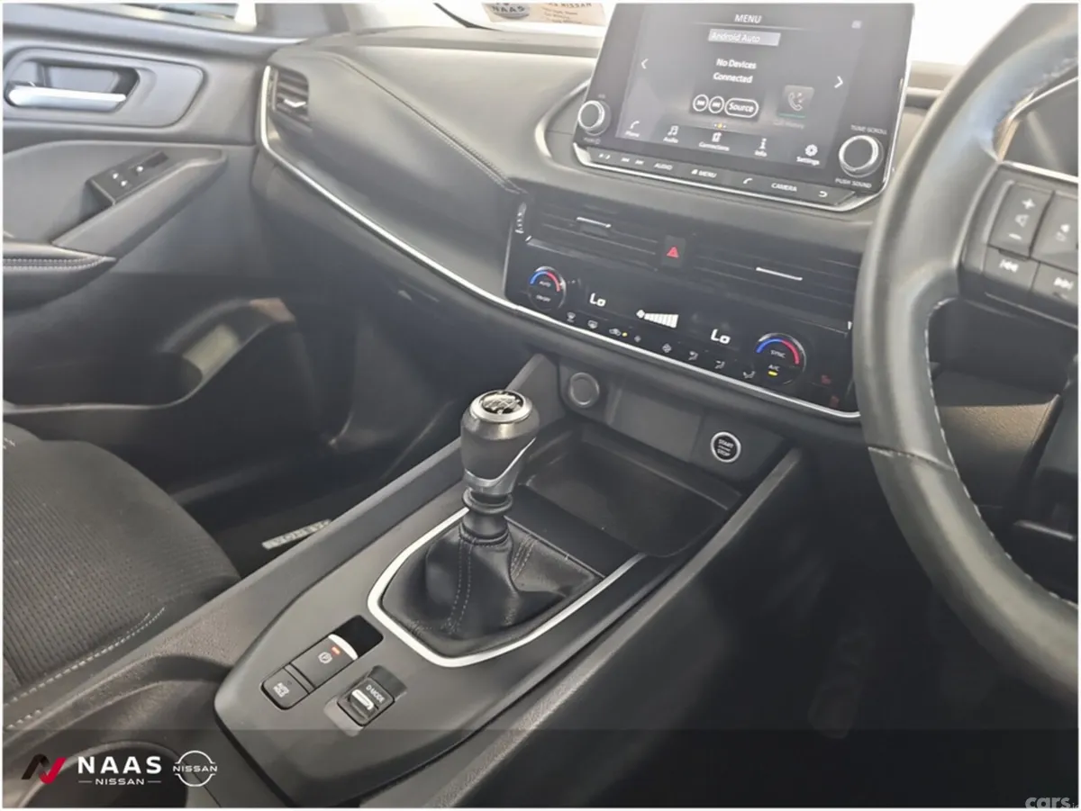Nissan Qashqai MPV, Petrol, 2024, Blue