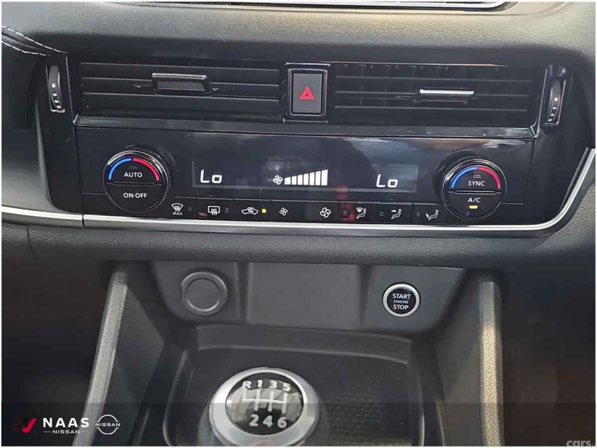 Nissan Qashqai MPV, Petrol, 2024, Blue