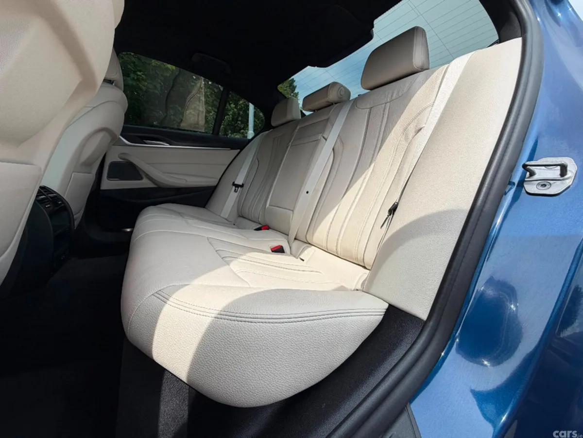 BMW 5-Series Saloon, Petrol Plug-in Hybrid, 2022, Blue