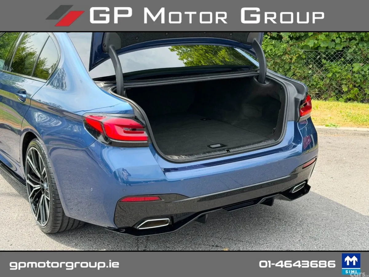 BMW 5-Series Saloon, Petrol Plug-in Hybrid, 2022, Blue
