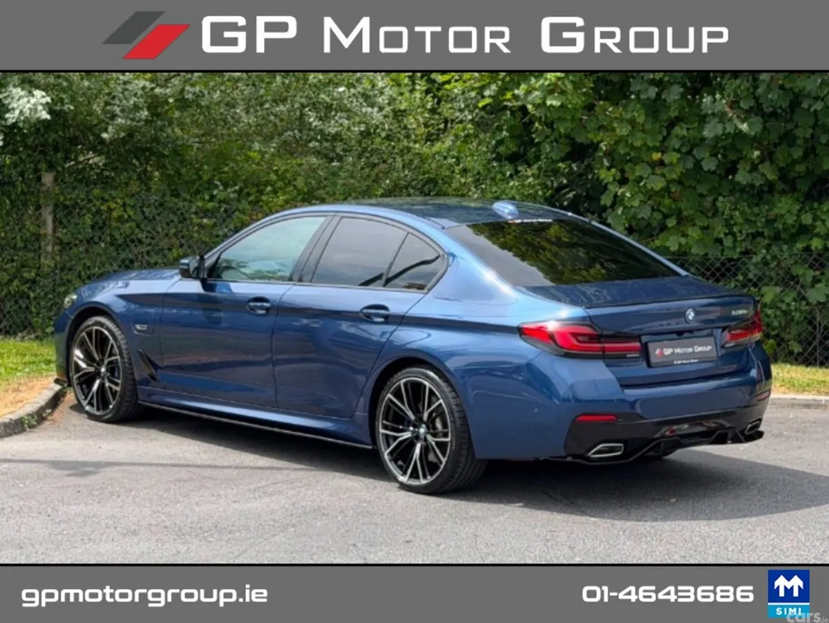 BMW 5-Series Saloon, Petrol Plug-in Hybrid, 2022, Blue