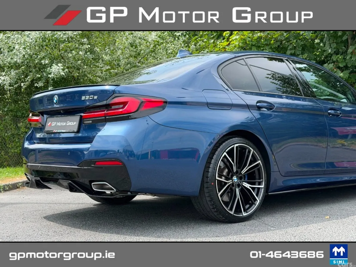 BMW 5-Series Saloon, Petrol Plug-in Hybrid, 2022, Blue