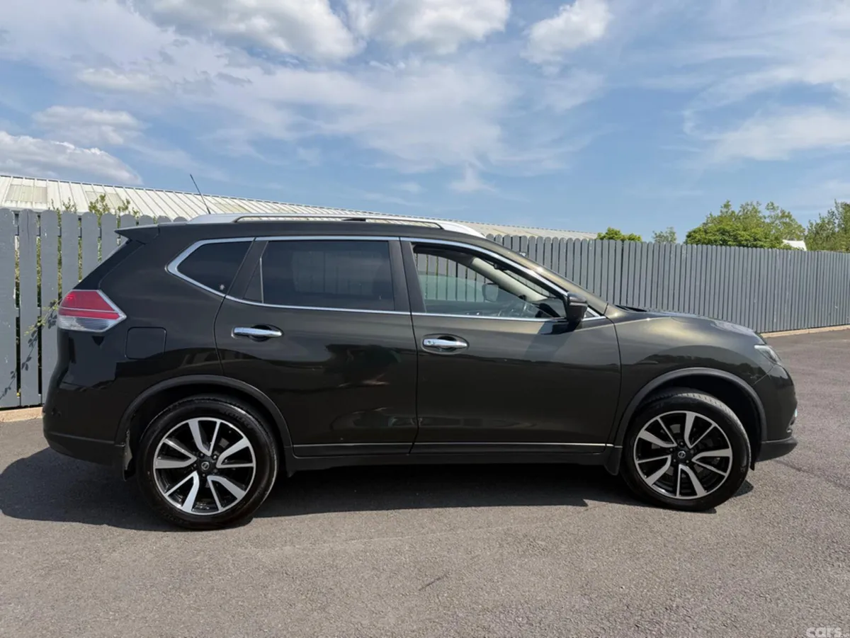 Nissan X-Trail SUV, Diesel, 2017, Green