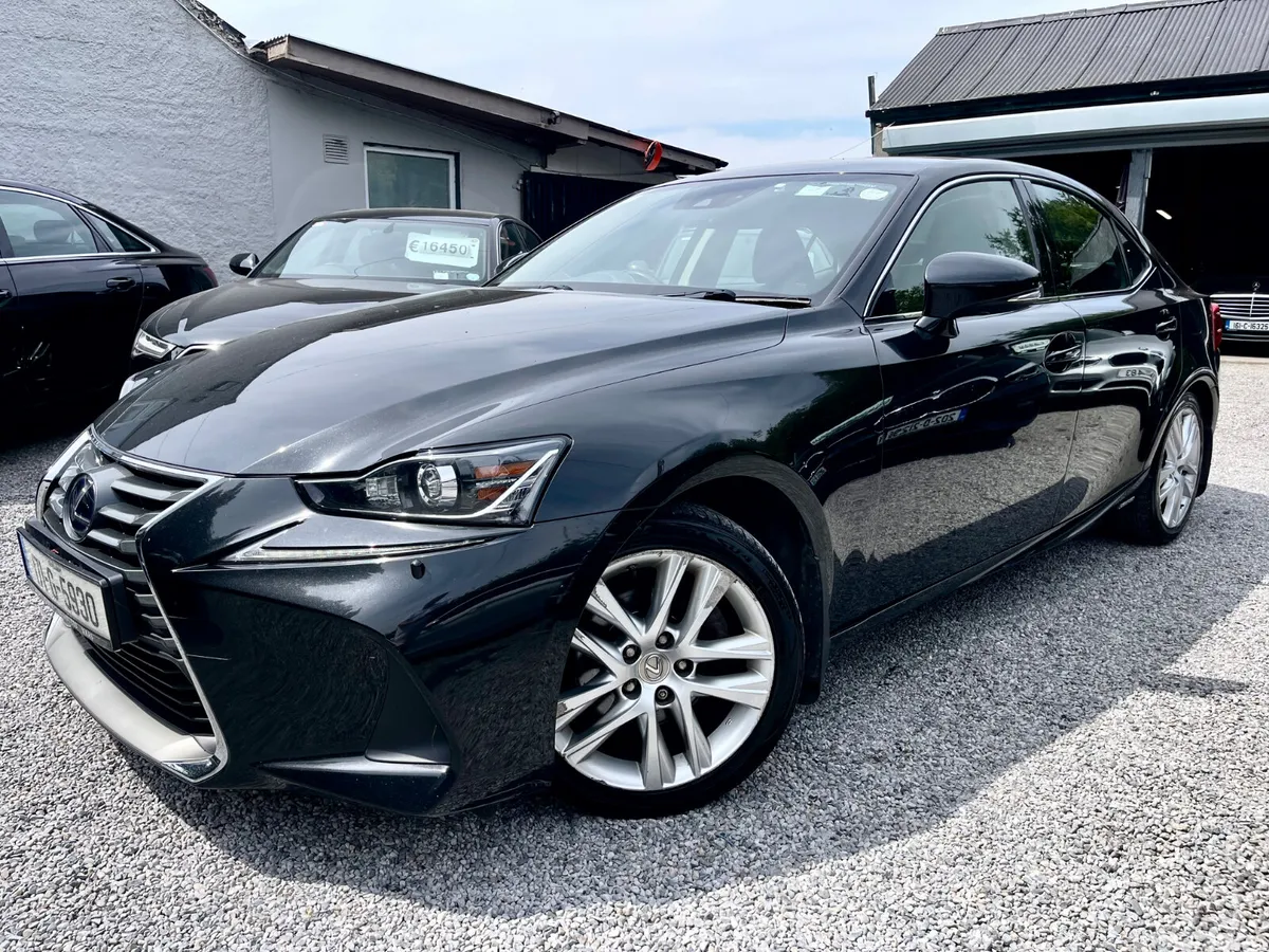 Lexus IS Saloon, Petrol Hybrid, 2017, Black