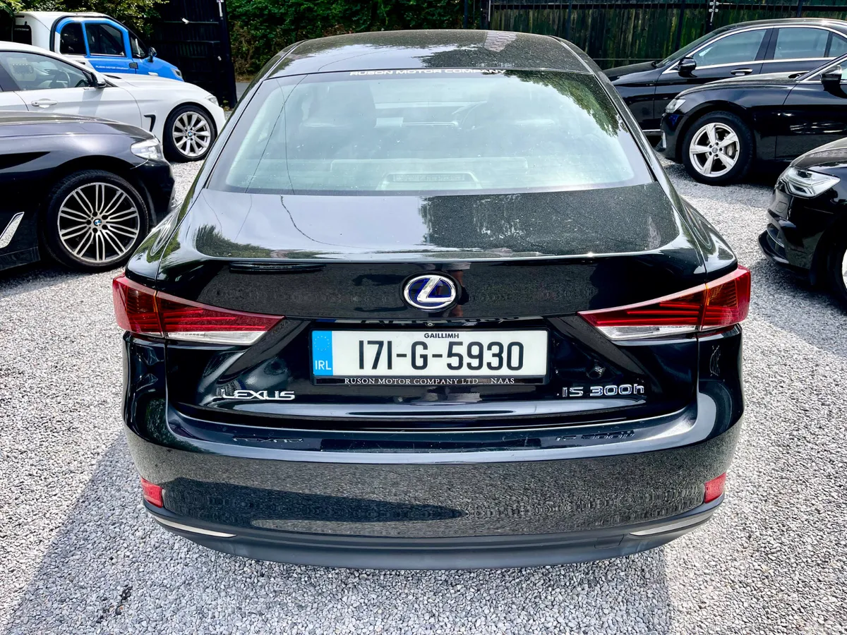 Lexus IS Saloon, Petrol Hybrid, 2017, Black