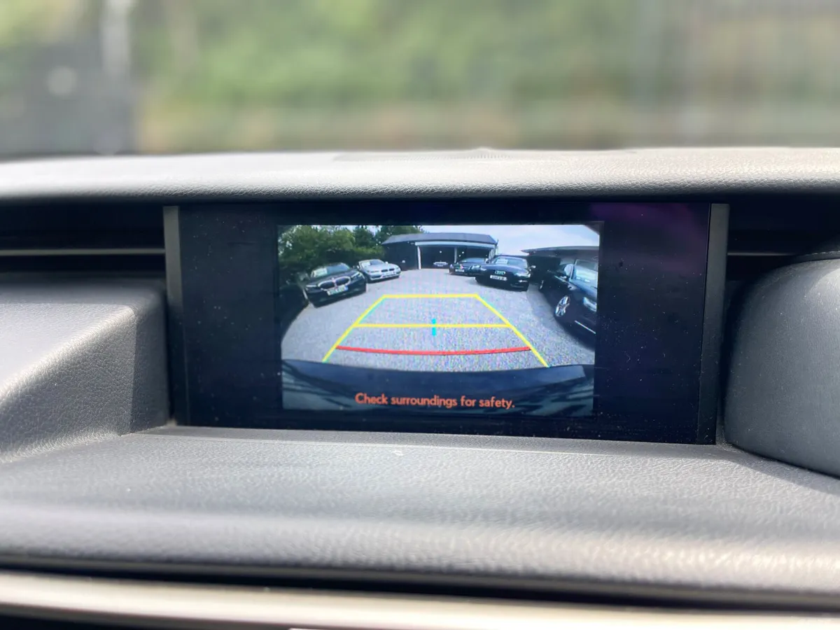 Lexus IS Saloon, Petrol Hybrid, 2017, Black