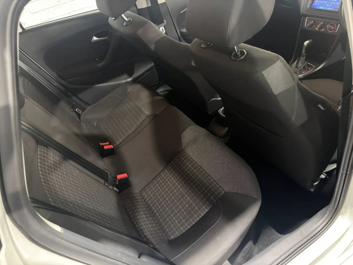 Volkswagen Polo Hatchback, Petrol, 2016, White