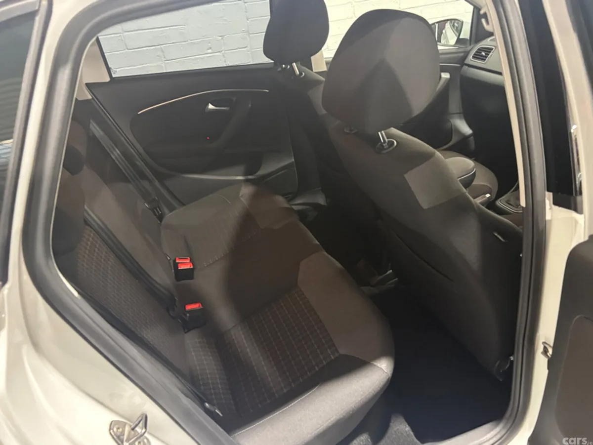 Volkswagen Polo Hatchback, Petrol, 2015, White