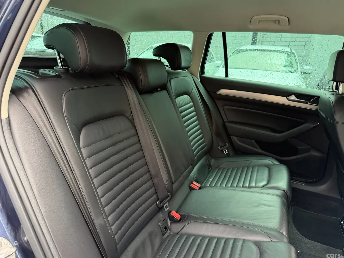 Volkswagen Passat Estate, Diesel, 2017, Blue