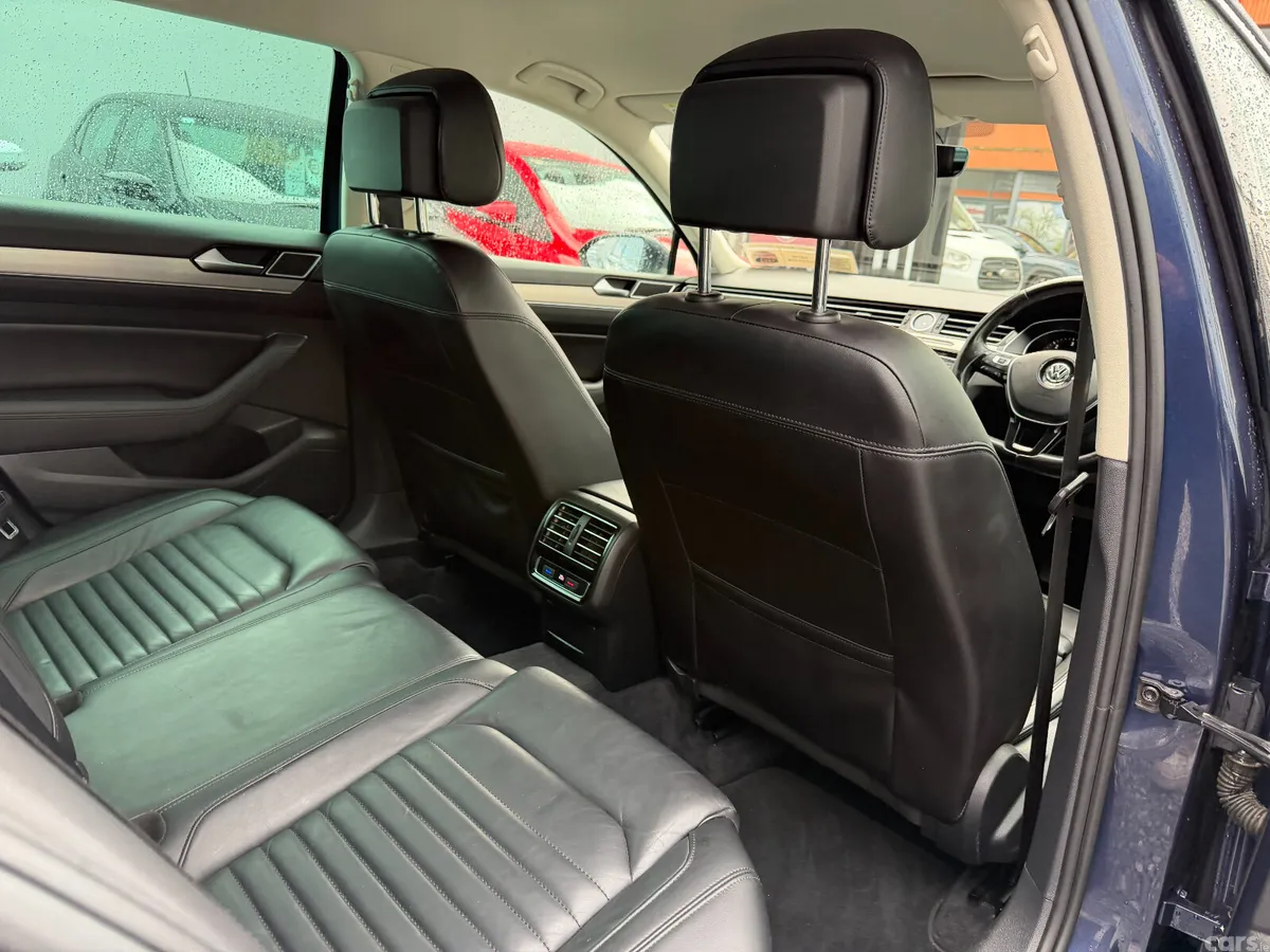 Volkswagen Passat Estate, Diesel, 2017, Blue