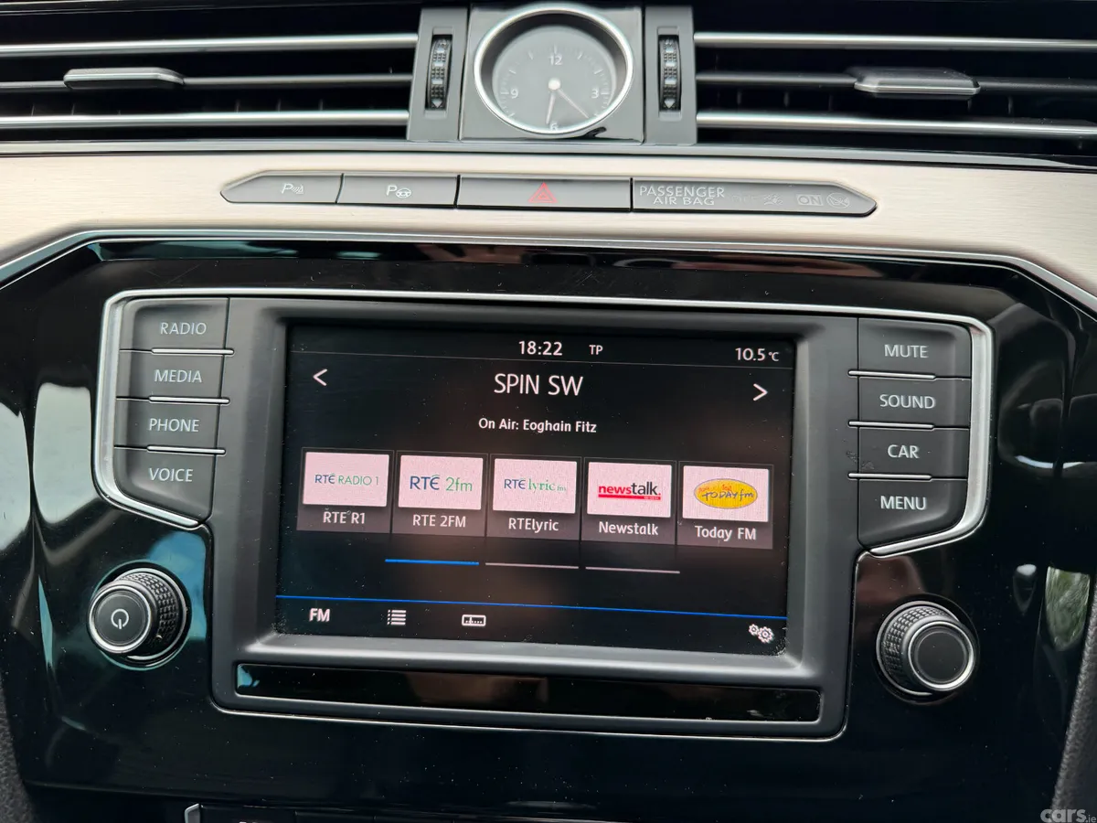 Volkswagen Passat Estate, Diesel, 2017, Blue