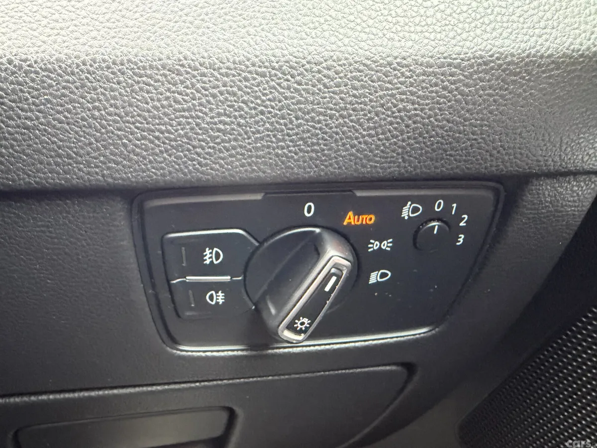 Volkswagen Passat Estate, Diesel, 2017, Blue