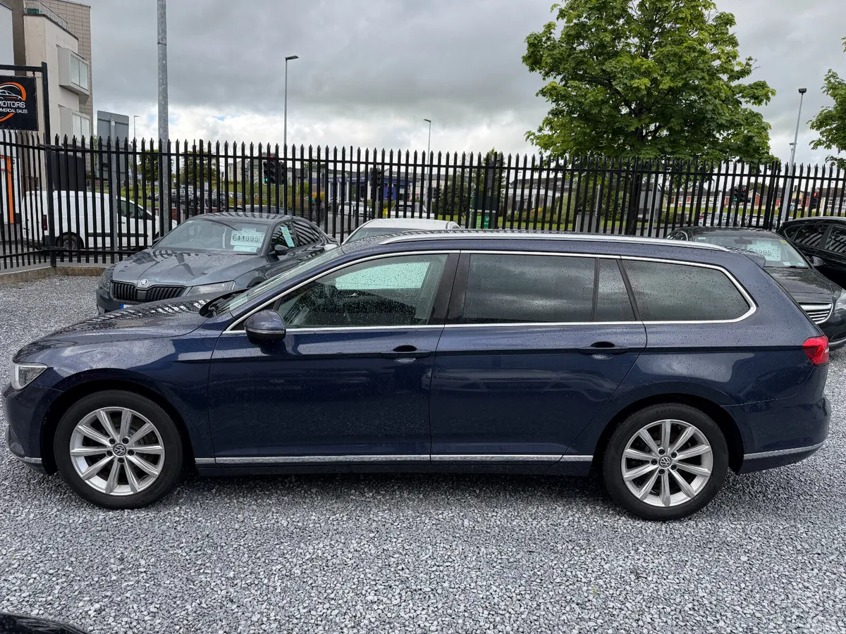 Volkswagen Passat Estate, Diesel, 2017, Blue