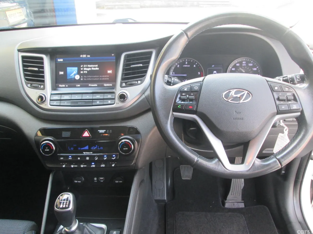 Hyundai Tucson SUV, Diesel, 2016, White