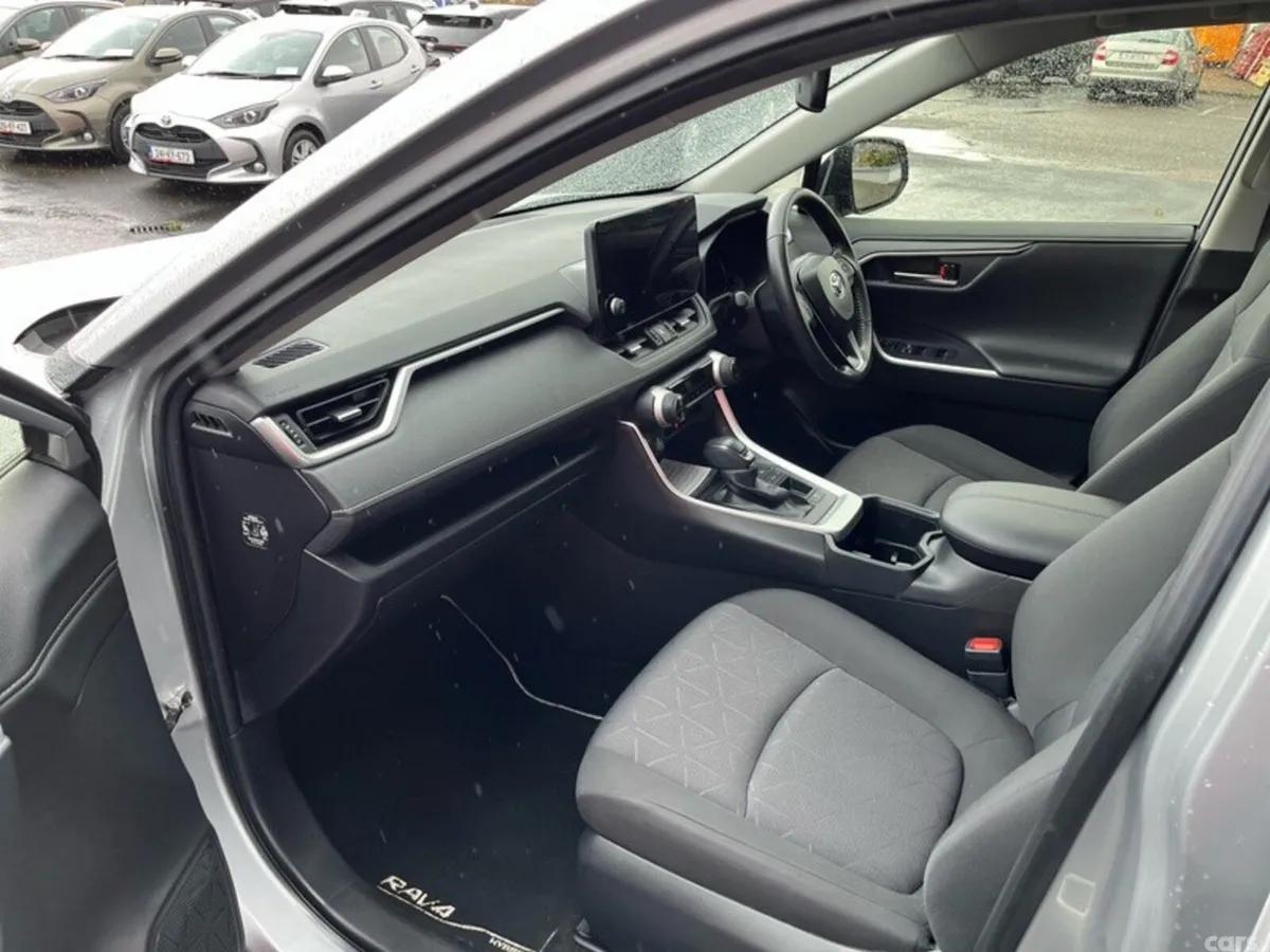 Toyota RAV4 SUV, Petrol Hybrid, 2023, Silver