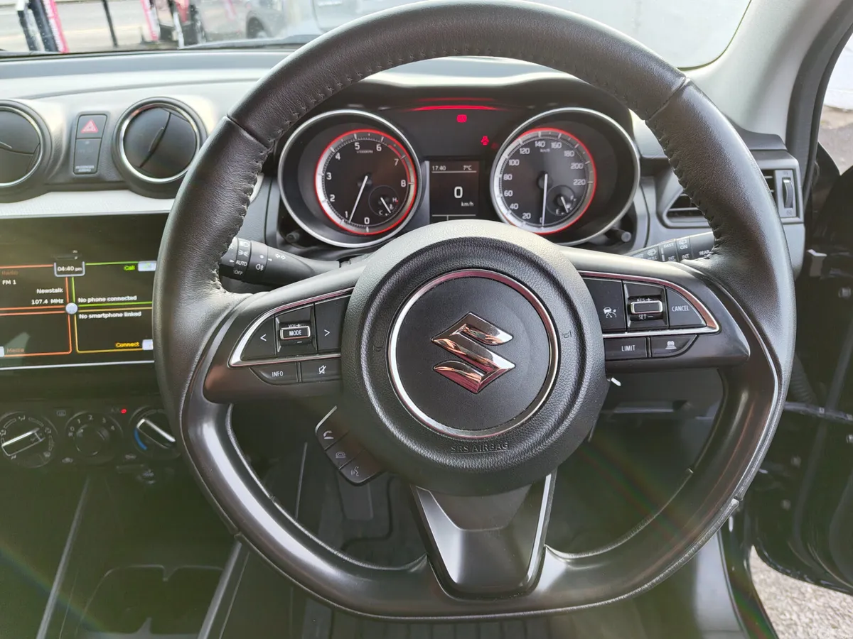 Suzuki Swift Hatchback, Petrol Hybrid, 2023, Black