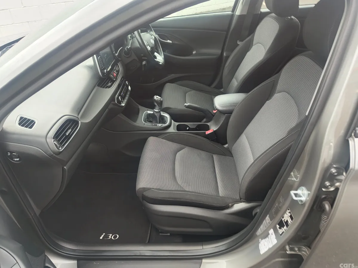 Hyundai i30 Hatchback, Petrol, 2020, Grey