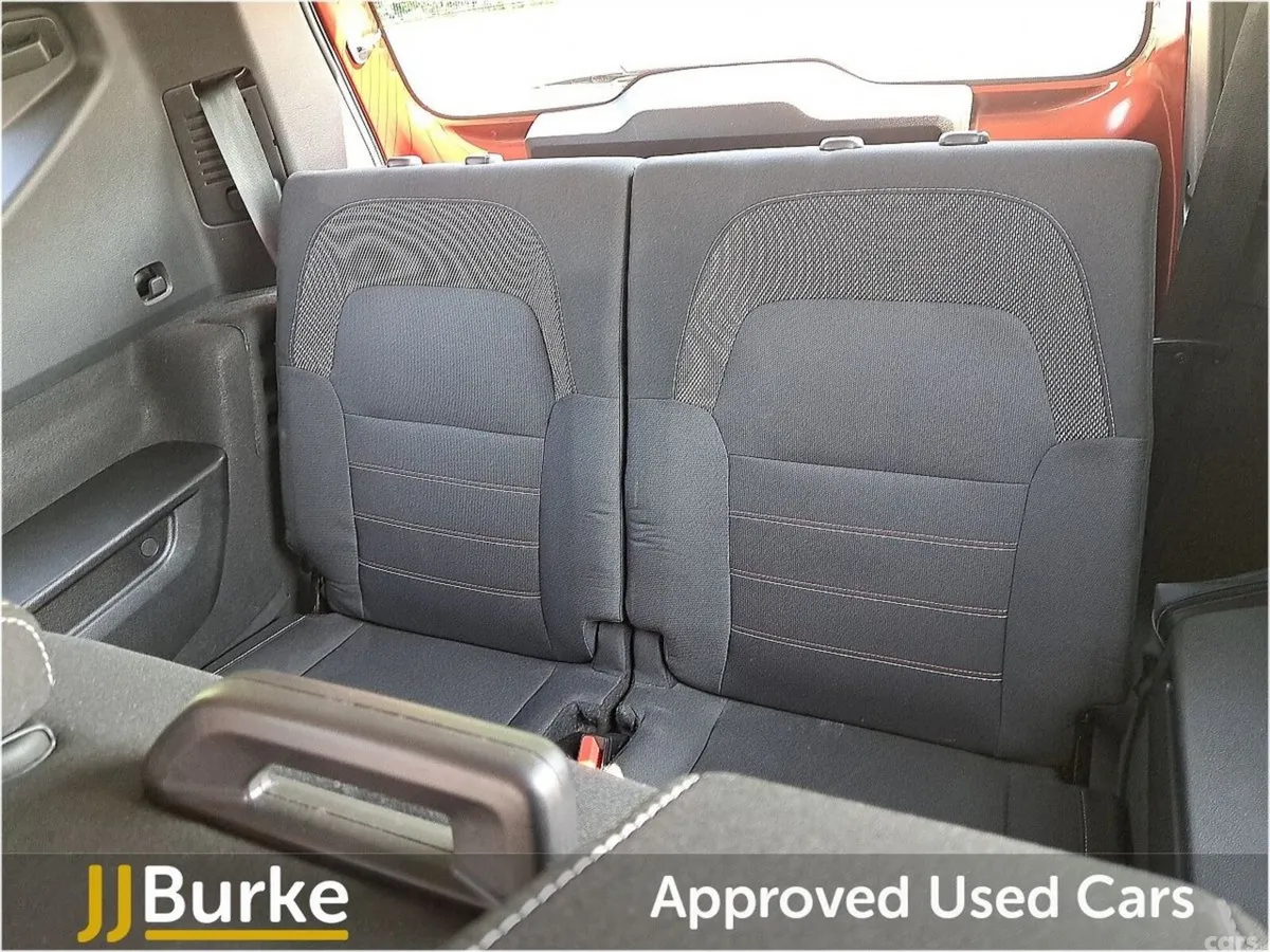 Dacia Jogger Estate, Petrol, 2023, Brown