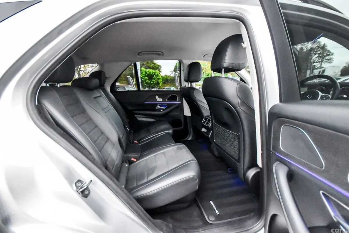 Mercedes-Benz GLE SUV, Diesel, 2019, Silver