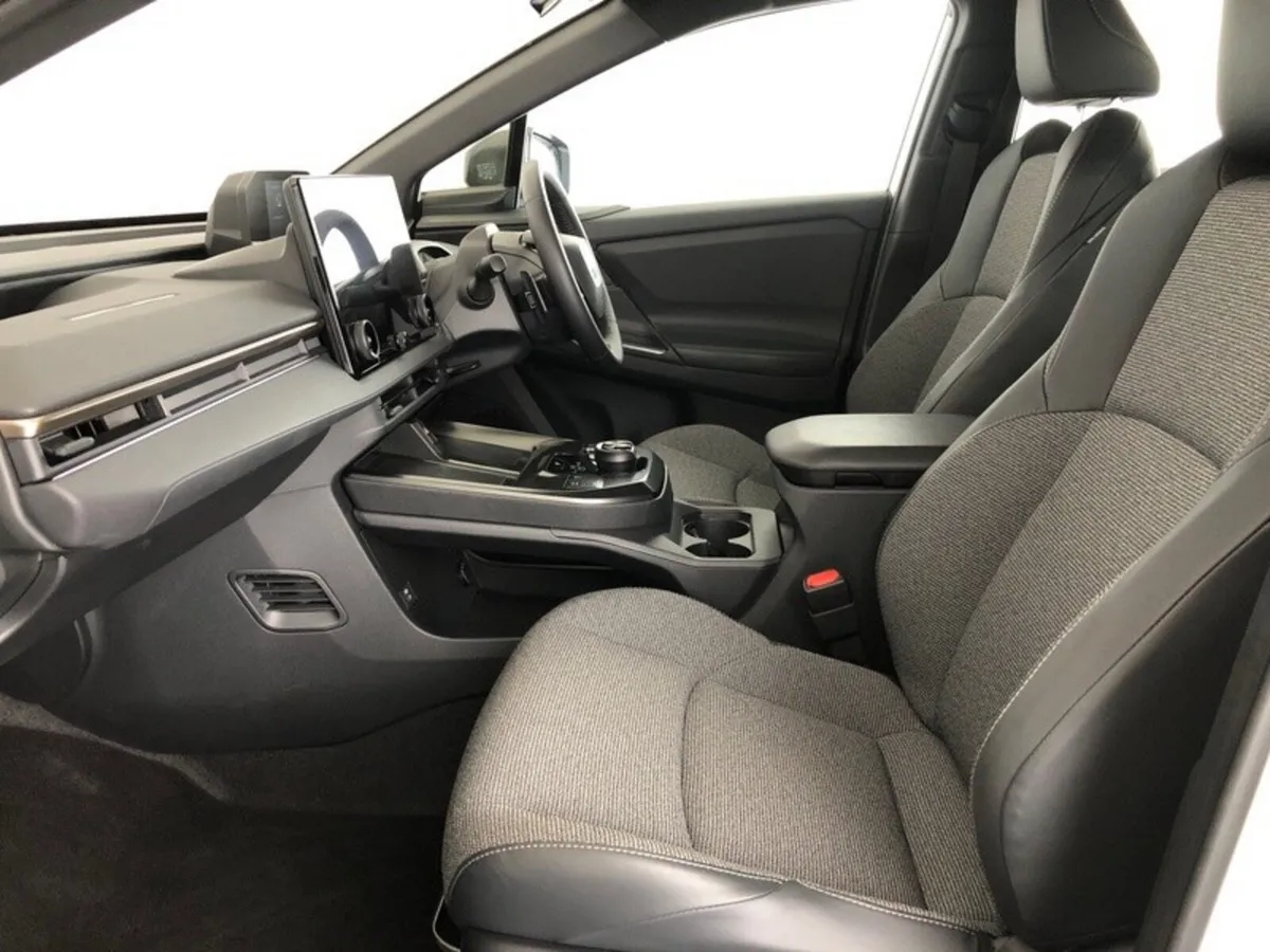 Toyota bZ4X Estate, Electric, 2026, White