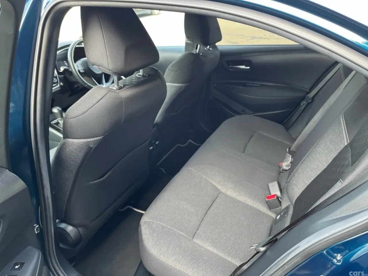 Toyota Corolla Saloon, Petrol Hybrid, 2024, Blue