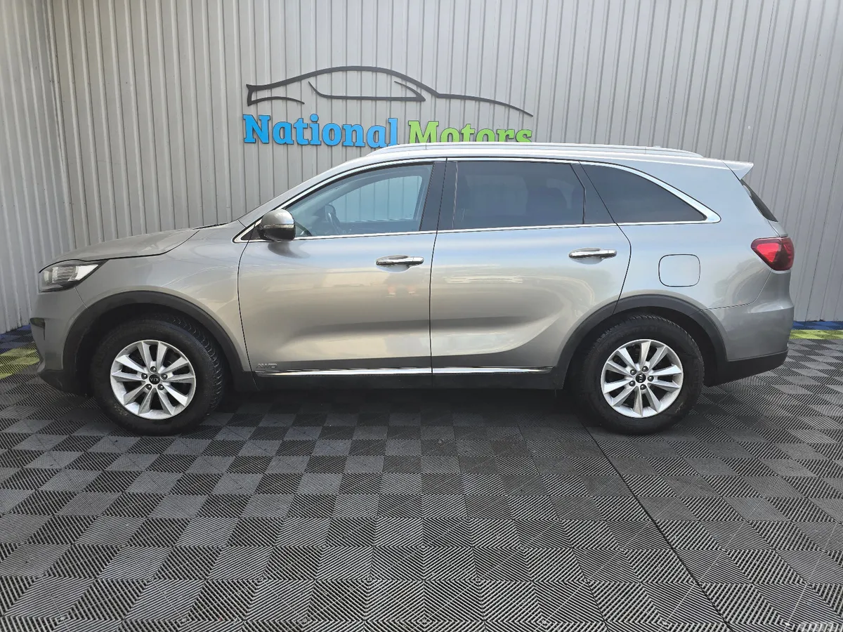 Kia Sorento SUV, Diesel, 2019, Grey