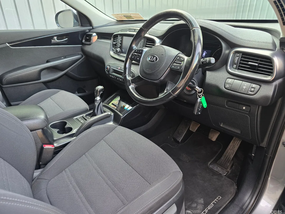 Kia Sorento SUV, Diesel, 2019, Grey