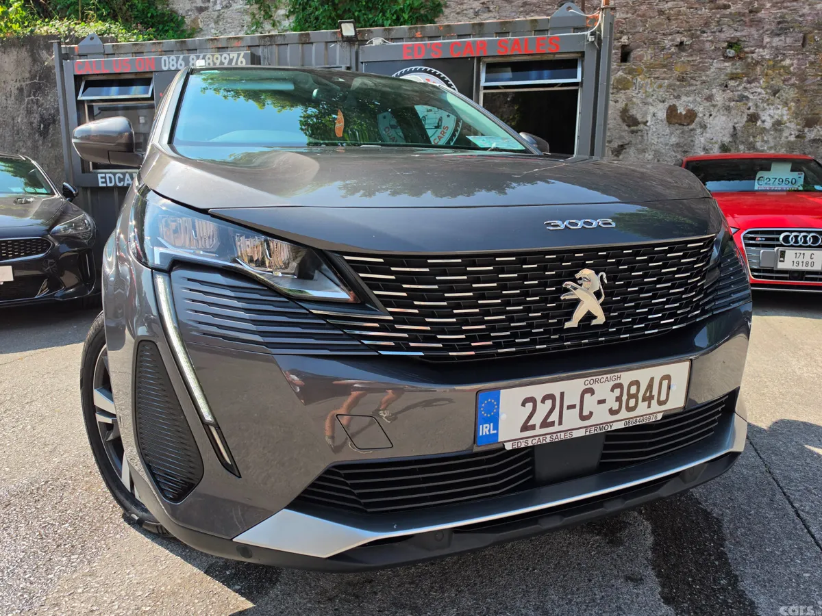 Peugeot 3008 MPV, Diesel, 2022, Grey
