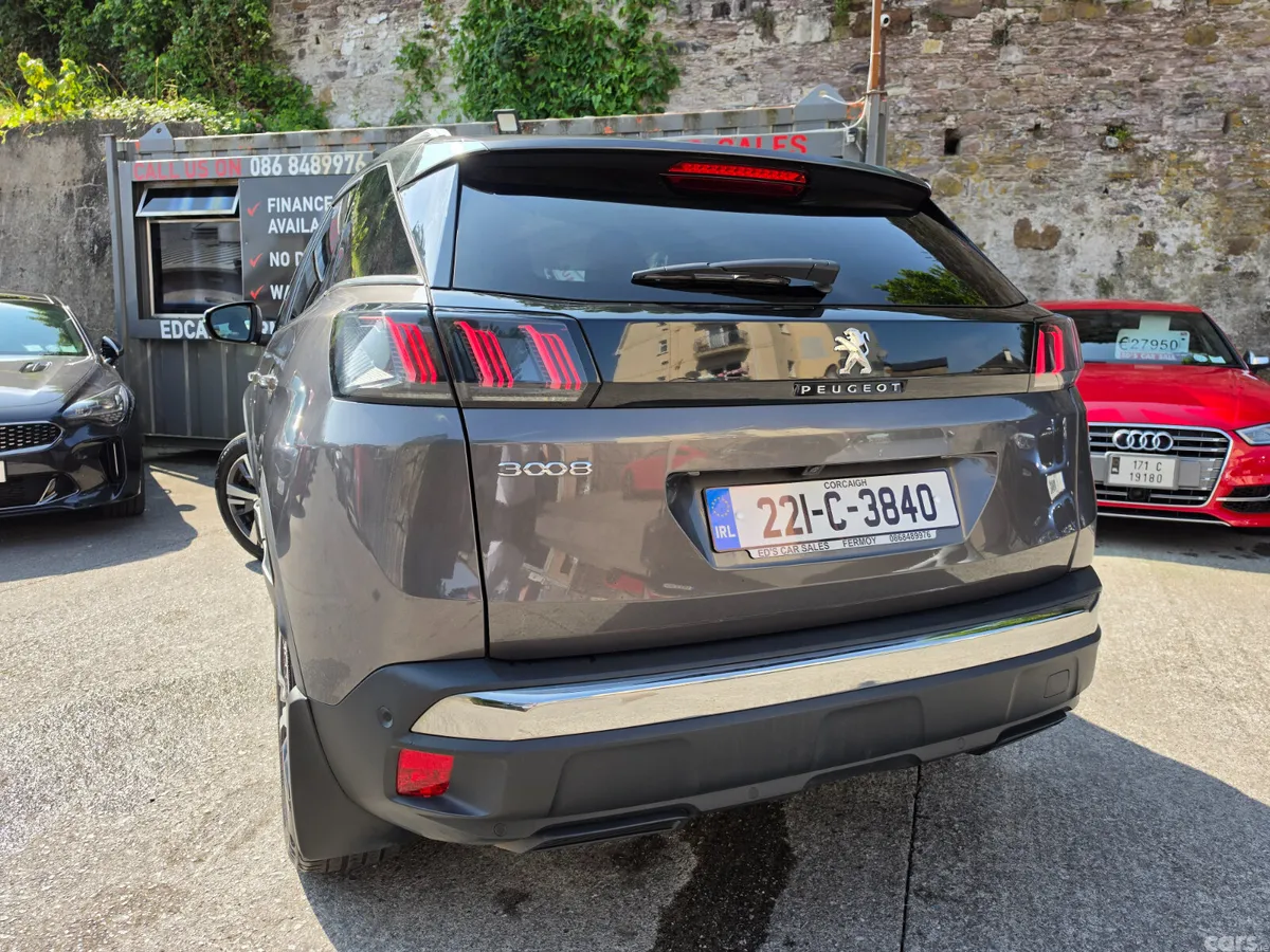 Peugeot 3008 MPV, Diesel, 2022, Grey