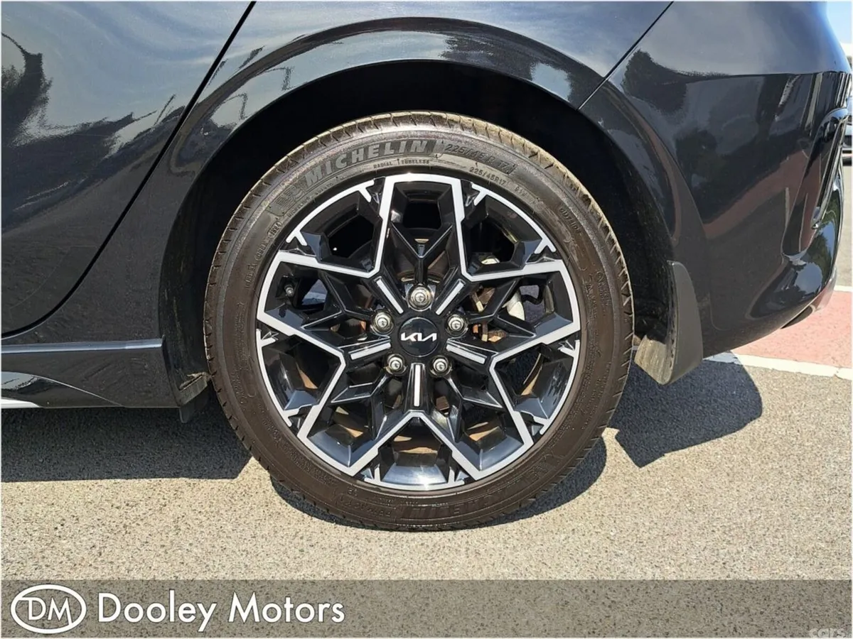 Kia Ceed Hatchback, Petrol, 2024, Black
