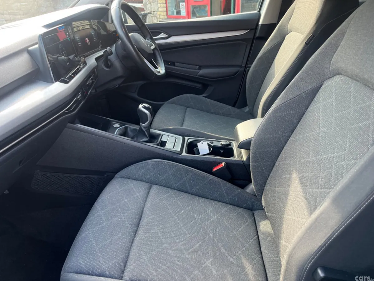 Volkswagen Golf Hatchback, Petrol, 2023, White