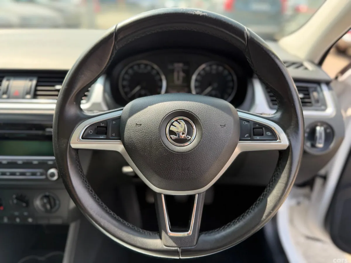 Skoda Rapid Hatchback, Diesel, 2015, White